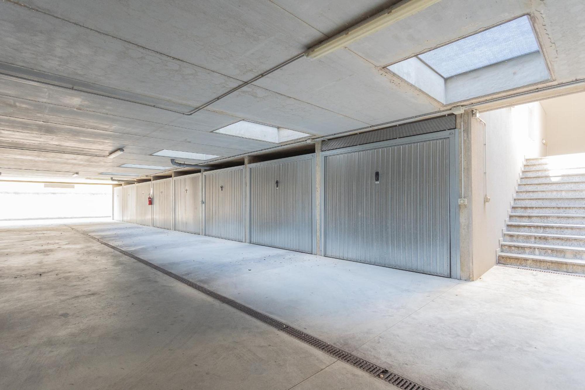 Black Loft Como By Rent All Como Buitenkant foto