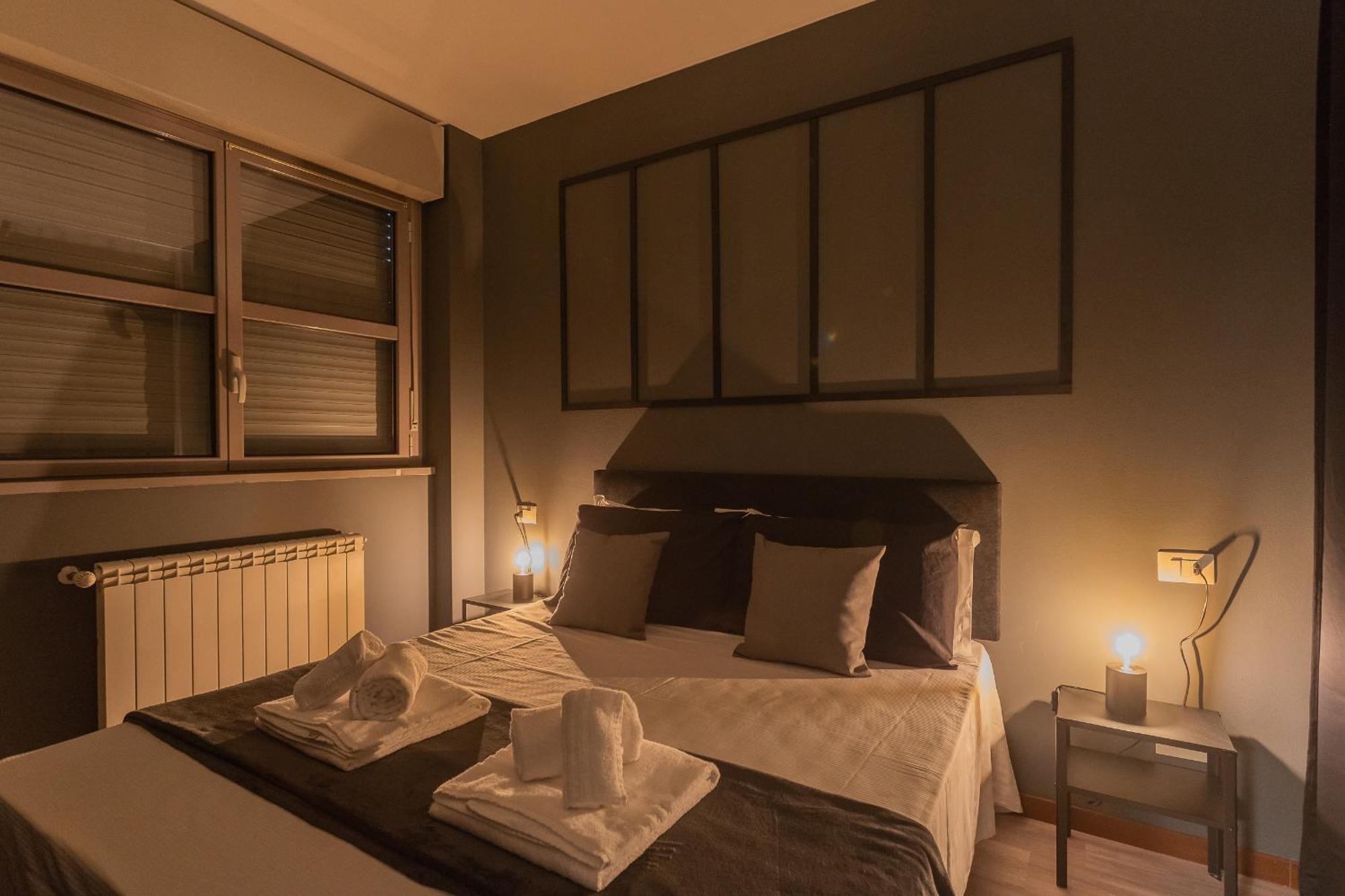 Black Loft Como By Rent All Como Buitenkant foto